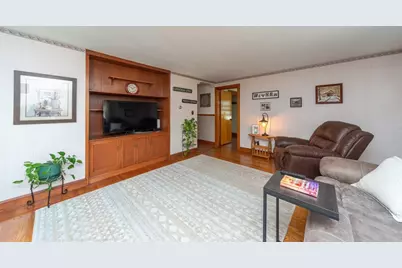 117 River St, Hudson, MA 01749 - Photo 7