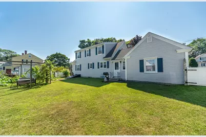 117 River St, Hudson, MA 01749 - Photo 3