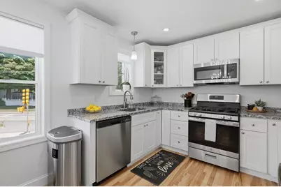 1563 Andover St #10, Tewksbury, MA 01876 - Photo 5