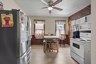 122 Dorchester St, Worcester, MA 01604 - Photo 33