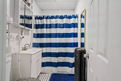 122 Dorchester St, Worcester, MA 01604 - Photo 11