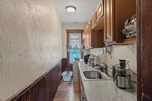 122 Dorchester St, Worcester, MA 01604 - Photo 37