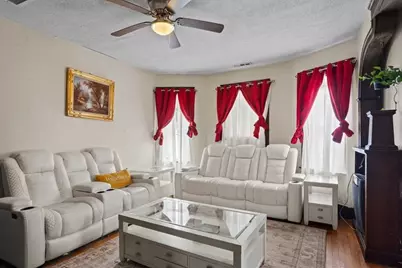 122 Dorchester St, Worcester, MA 01604 - Photo 35