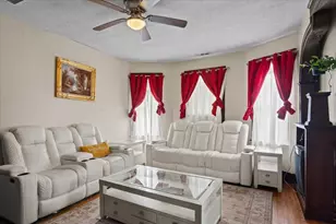 122 Dorchester St, Worcester, MA 01604 - Photo 35