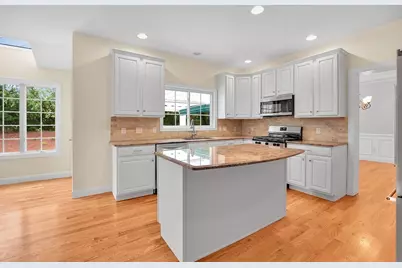 7 Whitehall Way, Bellingham, MA 02019 - Photo 5