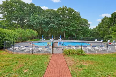 2403 Franklin Crossing Road #24-03, Franklin, MA 02038 - Photo 31