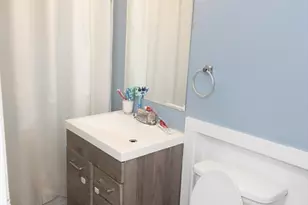 686 N Montello St, Brockton, MA 02301 - Photo 15