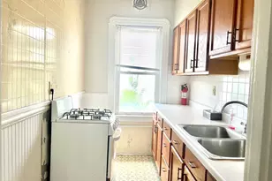 87 Hathaway St, New Bedford, MA 02746 - Photo 15