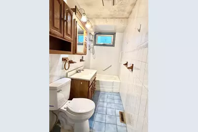 87 Hathaway St, New Bedford, MA 02746 - Photo 9