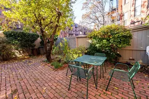 218 Commonwealth Ave, Boston, MA 02116 - Photo 25