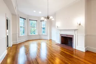 218 Commonwealth Ave, Boston, MA 02116 - Photo 3