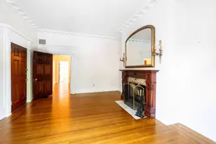 218 Commonwealth Ave, Boston, MA 02116 - Photo 9