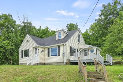 335 State St, North Adams, MA 01247 - Photo 3
