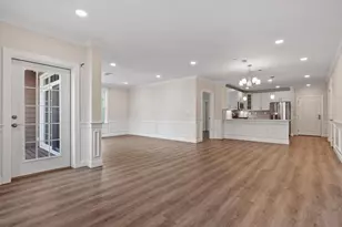320 Middlesex Ave, Medford, MA 02155 - Photo 17