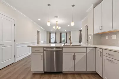 320 Middlesex Avenue #D107, Medford, MA 02155 - Photo 3