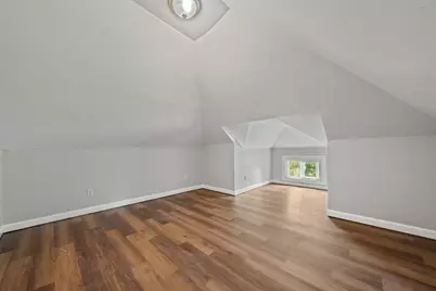 391 Poplar St, Boston, MA 02131 - Photo 15