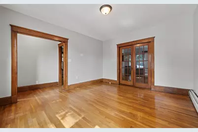 391 Poplar St, Boston, MA 02131 - Photo 9