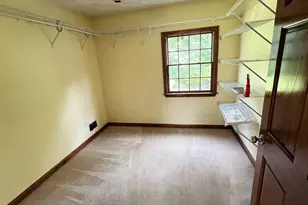 5 Kinney Ave, Burlington, MA 01803 - Photo 19