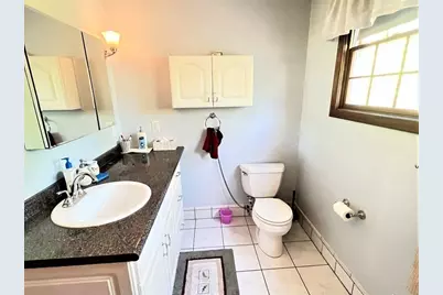 5 Kinney Ave, Burlington, MA 01803 - Photo 23