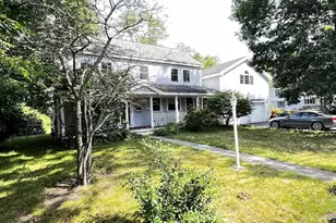 5 Kinney Ave, Burlington, MA 01803 - Photo 1