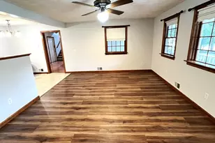5 Kinney Ave, Burlington, MA 01803 - Photo 3