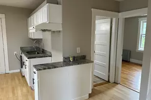 16 Northboro St, Worcester, MA 01604 - Photo 7