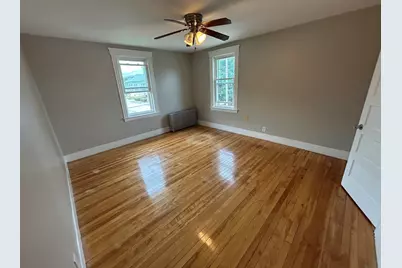 16 Northboro St, Worcester, MA 01604 - Photo 3