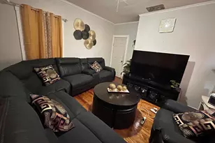 7 Bluff St, Worcester, MA 01610 - Photo 3