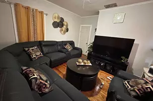 7 Bluff St, Worcester, MA 01610 - Photo 3