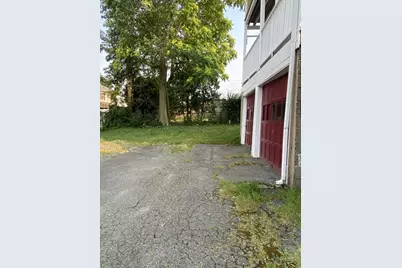 22 Colonial Avenue #22, Newton, MA 02460 - Photo 19