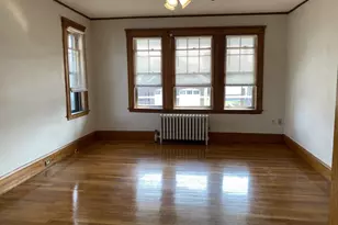 22 Colonial Ave, Newton, MA 02460 - Photo 5