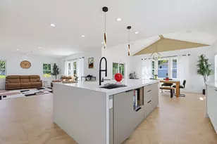 2 Vine St, Wrentham, MA 02093 - Photo 7
