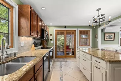 9 Cyndy Ln, Millbury, MA 01527 - Photo 9