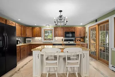 9 Cyndy Ln, Millbury, MA 01527 - Photo 5