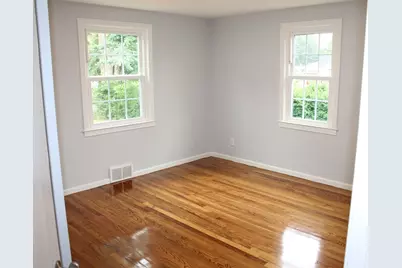 16 N. Hood St, Springfield, MA 01109 - Photo 13