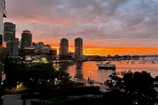22 Liberty Dr, Boston, MA 02210 - Photo 9