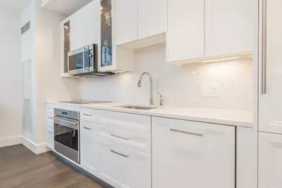 22 Liberty Dr #2L, Boston, MA 02210 - Photo 3