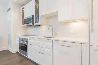 22 Liberty Dr #2L, Boston, MA 02210 - Photo 5
