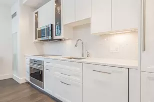 22 Liberty Dr, Boston, MA 02210 - Photo 5