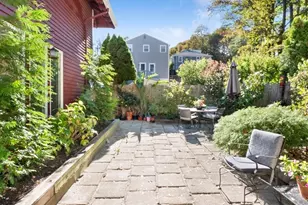 4 Coffin Ct, Newburyport, MA 01950 - Photo 3