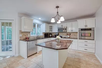 107 Field St, Taunton, MA 02780 - Photo 9