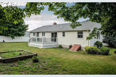 25 Diane Rd, Peabody, MA 01960 - Photo 3