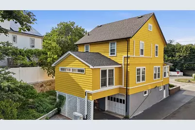 112 Sherwood Rd, Medford, MA 02155 - Photo 3