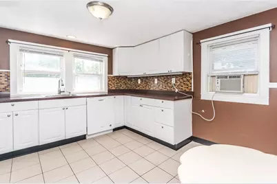 194 Lake Street #2, Waltham, MA 02451 - Photo 5