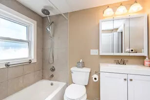 194 Lake St, Waltham, MA 02451 - Photo 15
