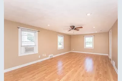 194 Lake Street #2, Waltham, MA 02451 - Photo 7