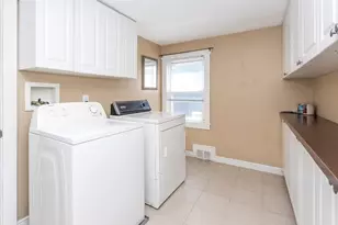 194 Lake St, Waltham, MA 02451 - Photo 13