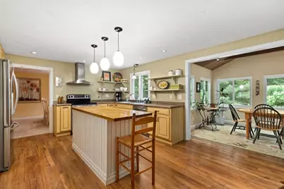 82 Norton Rd, North Attleboro, MA 02760 - Photo 3