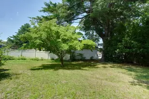 9 Harriett Ave, Burlington, MA 01803 - Photo 3