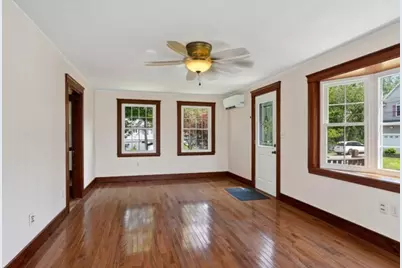 9 Harriett Ave, Burlington, MA 01803 - Photo 7